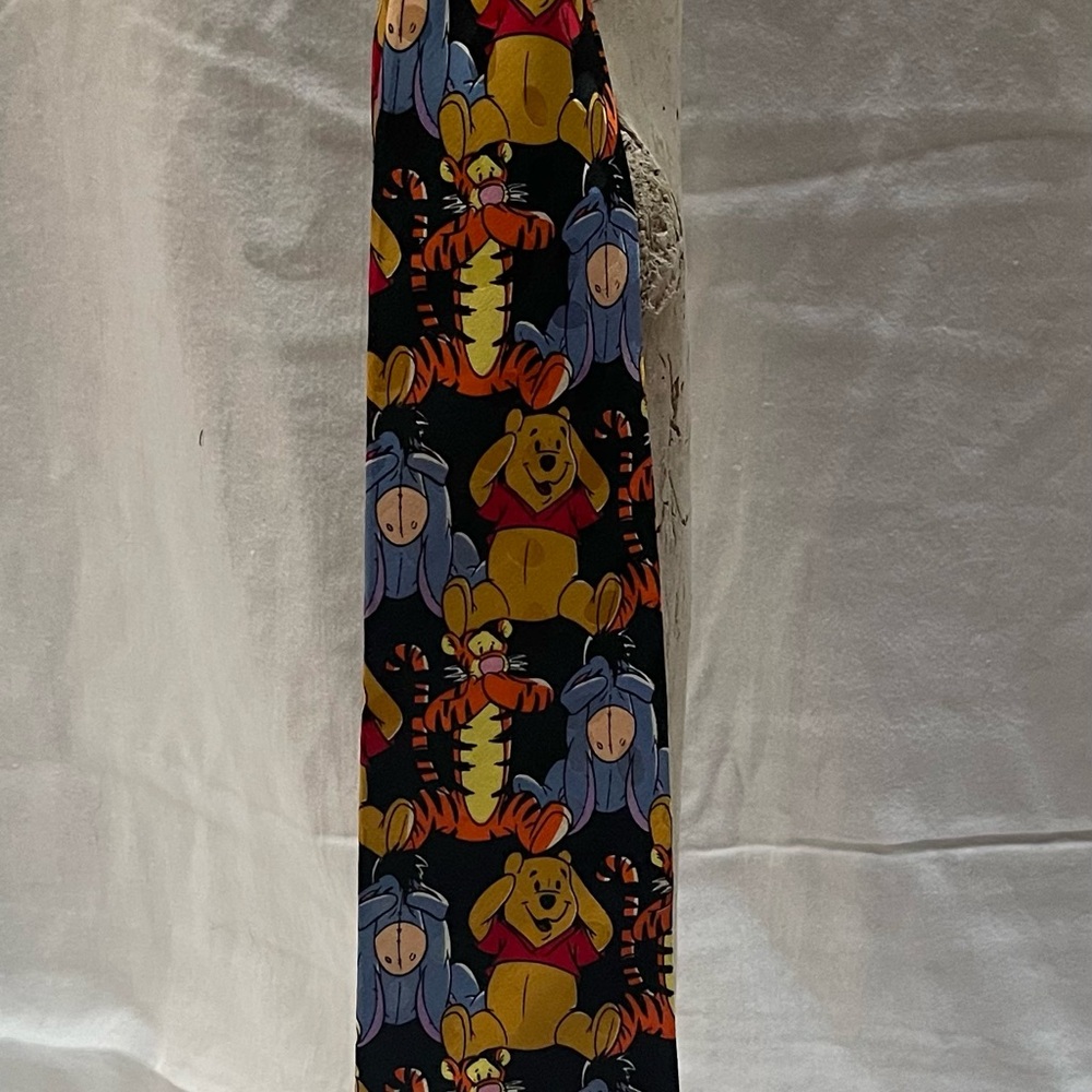 Disney Winnie the Pooh & friends Character Print Tie